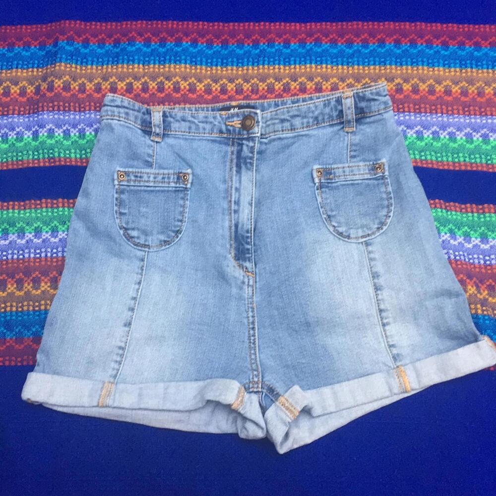Trendy High-Waisted Denim Shorts